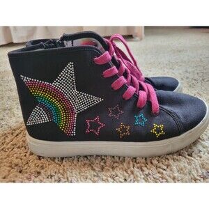 Girl's Size 5 Steve Madden shoes